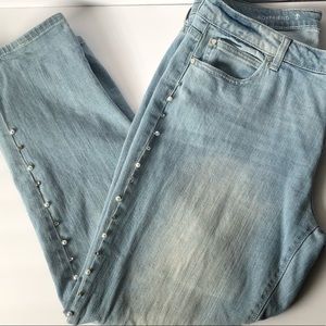 Pearl & Rhinestone Trimmed Boyfriend Jeans
